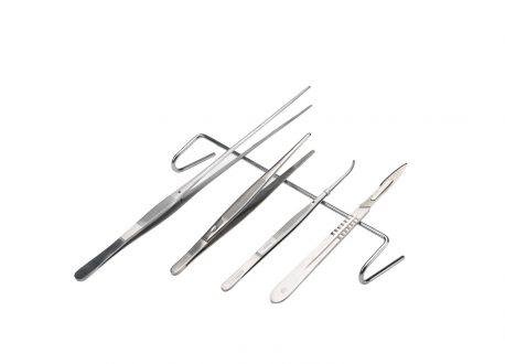 Stainless steel rest for forceps and scalpels